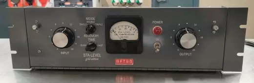 Retro Instruments STA-Level